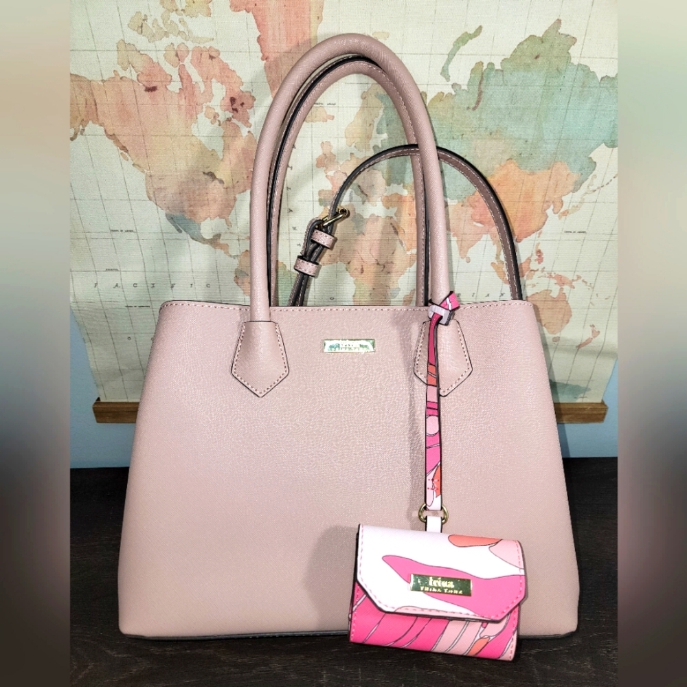 BRAND NEW Trina Turk Womens Floral Shoulder Bag With Wallet